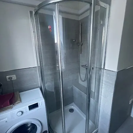 La Casa Di Poldo * Стреза